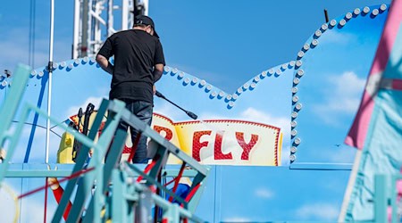 Das Gäubodenvolksfest in Straubing ist Bayerns zweitgrößtes Volksfest nach der Wiesn in München. Am 8. August geht es los. / Foto: Armin Weigel/dpa