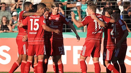 Dank einer guten zweiten Hälfte gegen den 1. FC Schweinfurt steht Fortuna Düsseldorf im DFB-Pokal in der zweiten Runde. / Foto: Karl-Josef Hildenbrand/dpa