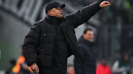  Münchens Trainer Vincent Kompany beim Spiel bei Borussia Mönchengladbach im Januar 2025.  / Foto: Federico Gambarini/dpa