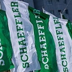 Für Schweinfurt gab Schaeffler nun Details zum Stellenabbau bekannt. (Archivbild) / Foto: Daniel Karmann/dpa