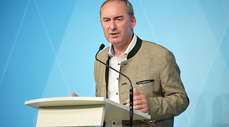 Das Oberpfälzer Rohrwerk gehörte einst zu dem bekannten Maxhütte-Stahlwerk, das bereits im Jahr 2002 nach einem jahrelangen Insolvenzverfahren geschlossen wurde. / Foto: Malin Wunderlich/dpa