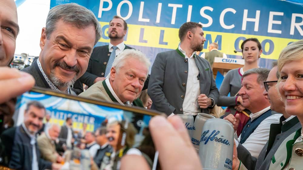 CSU-Chef Söder liebt die Weltraum-Saga «Star Wars». In seiner Partei kennt aber offensichtlich nicht jeder den musikalischen Unterschied zwischen der guten und der dunklen Seite der Macht. / Foto: Peter Kneffel/dpa