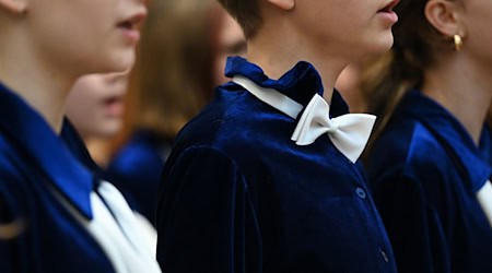 Die Zeiten, dass es nur einen Knabenchor in Windsbach gab, sind mit dem neuen Schuljahr vorbei. (Archivbild) / Foto: David Hammersen/dpa