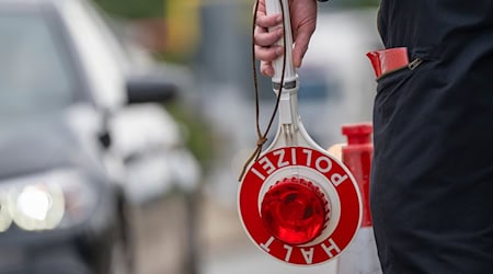 Der Verdächtige wurde von der Bundespolizei festgenommen. (Symbolbild) / Foto: Peter Kneffel/dpa