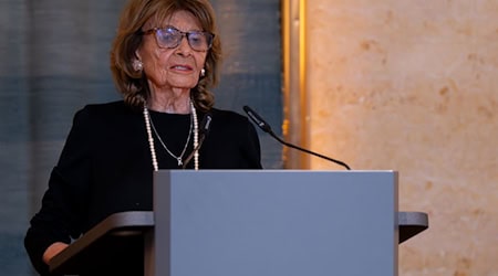 Der Vater von Charlotte Knobloch hat die Israelitische Kultusgemeinde München und Oberbayern nach dem Krieg neu begründet. Nun wird Fritz Neuland eine ganz besondere Ehrung zuteil. (Archivbild) / Foto: Sven Hoppe/dpa