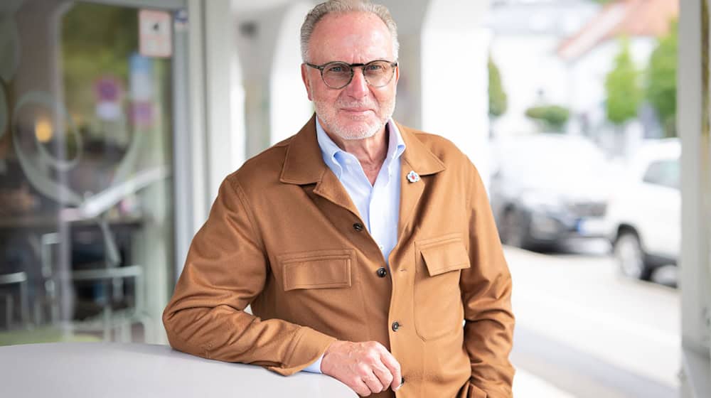 Karl-Heinz Rummenigge spricht über sein Alter. / Foto: Lukas Barth/dpa