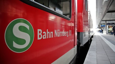Ausgerechnet zum Schulstart meldet die S-Bahn Probleme. (Symbolbild) / Foto: Daniel Karmann/dpa