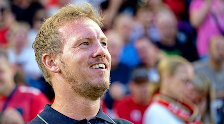 Der Bundestrainer geht mit klaren Erwartungen in die WM-Qualifikation (Archivbild).  / Foto: Uwe Anspach/dpa