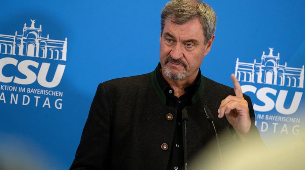 CSU-Chef Söder stellt sich erneut demonstrativ an die Seite Israels.  / Foto: Pia Bayer/dpa
