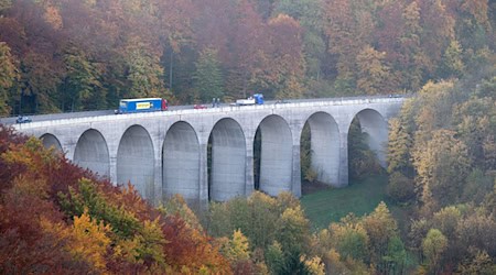 Der Albaufstieg ist bald in einer Richtung gesperrt. (Archivbild) / Foto: Bernd Weißbrod/dpa