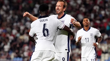 England-Nationalspieler Marc Guehi und Harry Kane: Spielen die beiden bald auch bei den Bayern zusammen? / Foto: Bradley Collyer/PA Wire/dpa England-Nationalspieler Marc Guehi und Harry Kane: Spielen die beiden bald auch bei den Bayern zusammen? / Foto: Bradley Collyer/PA Wire/dpa