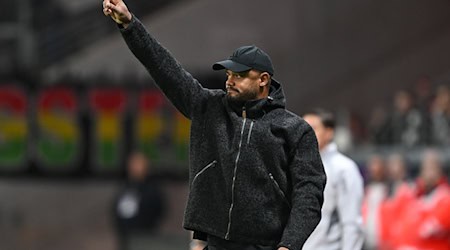 Coach Vincent Kompany und seine Bayern marschieren bislang in der Bundesliga vorneweg. (Archivfoto) / Foto: Arne Dedert/dpa