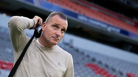 Brügges Trainer Nicky Hayen beim Rundgang durch die Allianz Arena. / Foto: Sven Hoppe/dpa