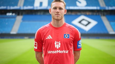 Erhält seine Chance: HSV-Torwart Daniel Peretz. / Foto: Christian Charisius/dpa