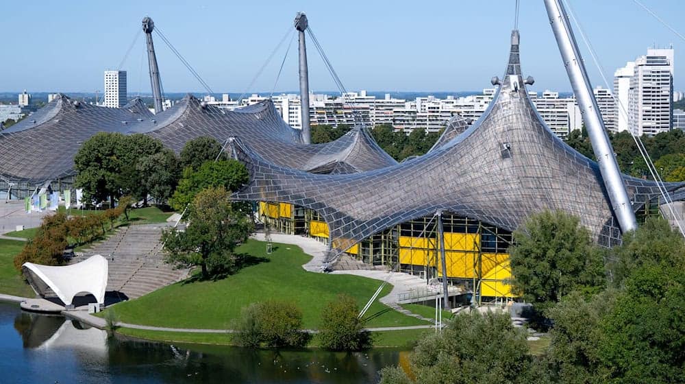 Das Zeltdach im Olympiapark ist ein ikonisches Wahrzeichen der Stadt geworden (Archivbild). / Foto: Sven Hoppe/dpa