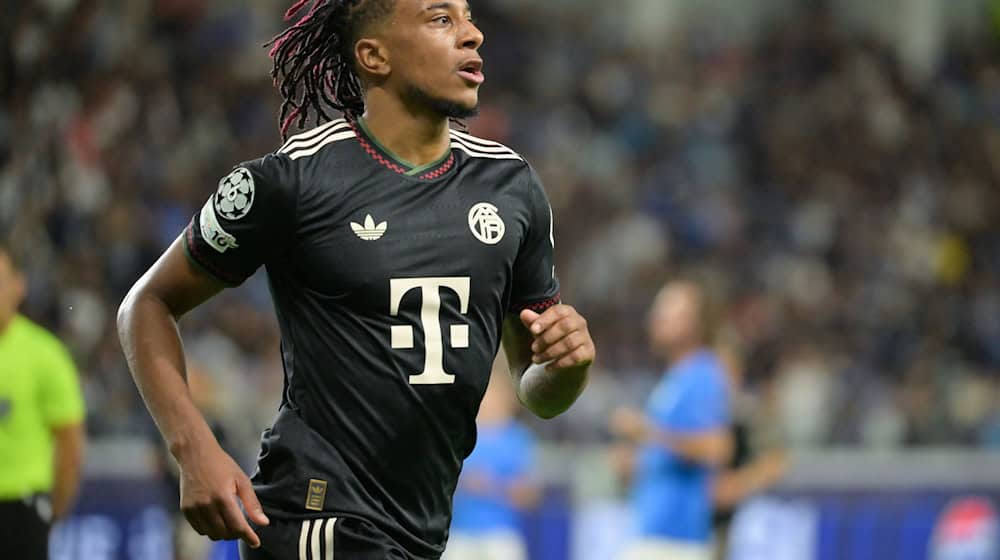 Michael Olise ist beim FC Bayern auch in seiner zweiten Saison in bestechender Form. (Archivfoto) / Foto: Peter Kneffel/dpa
