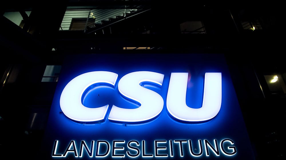 Auf die Parteizentrale der CSU in München wurde mutmaßlich ein Brandanschlag verübt. (Archivbild) / Foto: picture alliance / Sven Hoppe/dpa