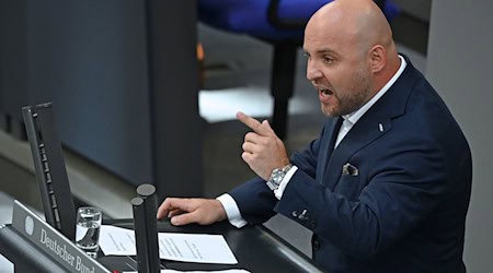 Ihm wird zu viel Nähe zu Russland vorgeworfen: Markus Frohnmaier (AfD).  / Foto: Helena Dolderer/dpa