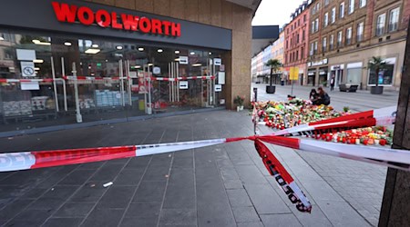 Aus Sicht der Generalstaatsanwaltschaft München ist die Gefahr zu groß, dass der Messerangreifer von Würzburg nach einer Abschiebung wieder nach Deutschland einreist. (Archivbild) / Foto: Karl-Josef Hildenbrand/dpa Aus Sicht der Generalstaatsanwaltschaft München ist die Gefahr zu groß, dass der Messerangreifer von Würzburg nach einer Abschiebung wieder nach Deutschland einreist. (Archivbild) / Foto: Karl-Josef Hildenbrand/dpa