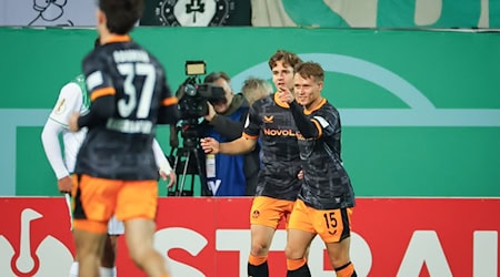 Die Gäste gingen früh in Führung. / Foto: Daniel Karmann/dpa Die Gäste gingen früh in Führung. / Foto: Daniel Karmann/dpa