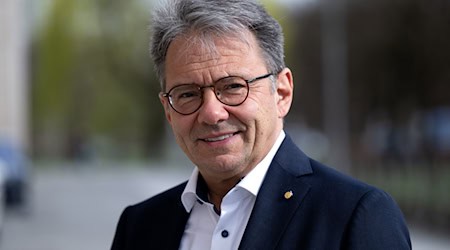 Landkreistagspräsident Karmasin sorgt sich um die Finanzlage der Kommunen. (Archivbild) / Foto: Sven Hoppe/dpa