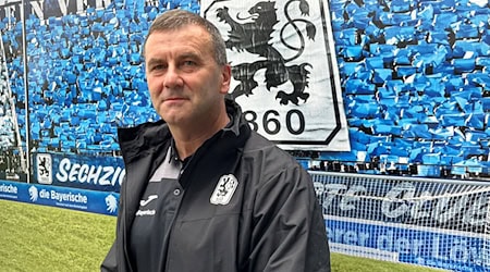 Manfred Paula, Interims-Geschäftsführer des TSV 1860 München will zeitnah den neuen Trainer bekanntgeben. (Archivbild) / Foto: Christian Kunz/dpa