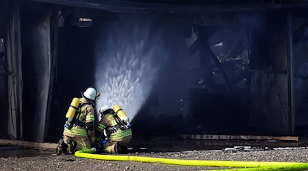 In Bidingen im Allgäu wurde eine Maschinenhalle völlig zerstört. / Foto: Karl-Josef Hildenbrand/dpa