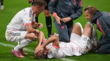 Harry Kane hat sich beim Bayern-Sieg in Frankfurt offenbar nicht schwerer verletzt. / Foto: Arne Dedert/dpa