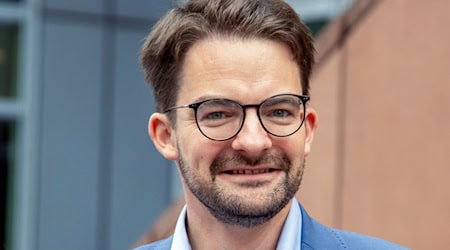 JU-Landeschef Manuel Knoll warnte nach dem Beschluss des bayerischen Parteinachwuchses gegen die Mütterrente davor, die Bedenken junger Menschen zu übergehen. (Archivbild) / Foto: Pia Bayer/dpa