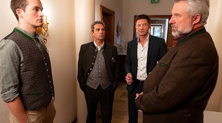 Zu Beginn der neuen Staffel ermitteln Stadler und Hansen zu einer Familienfehde.  / Foto: Markus Sapper/ZDF/dpa