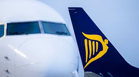 Ryanair streicht unter anderem eine Route in die lettische Hauptstadt Riga. (Archivbild) / Foto: Marcel Kusch/dpa
