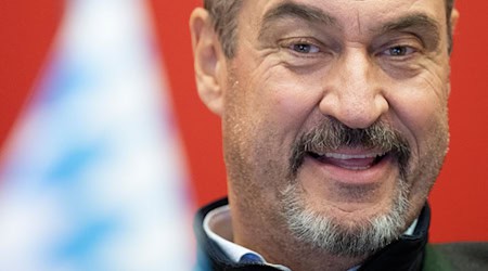 CSU-Chef Markus Söder findet, dass insbesondere junge Männer aus der Ukraine in ihre Heimat zurückkehren sollten.  / Foto: Boris Roessler/dpa