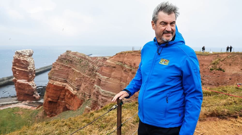 Markus Söders Reise nach Helgoland war nicht ganz billig. (Archivbild) / Foto: Frank Molter/dpa