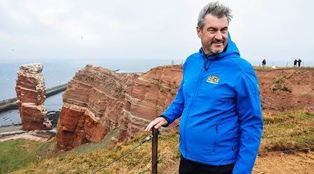 Markus Söders Reise nach Helgoland war nicht ganz billig. (Archivbild) / Foto: Frank Molter/dpa