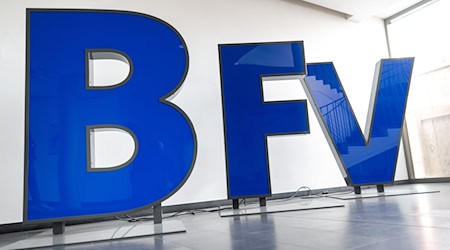 Der BFV ermittelt nach Drohungen gegen einen zwölf Jahre alten Schiedsrichter. / Foto: Peter Kneffel/dpa Der BFV ermittelt nach Drohungen gegen einen zwölf Jahre alten Schiedsrichter. / Foto: Peter Kneffel/dpa