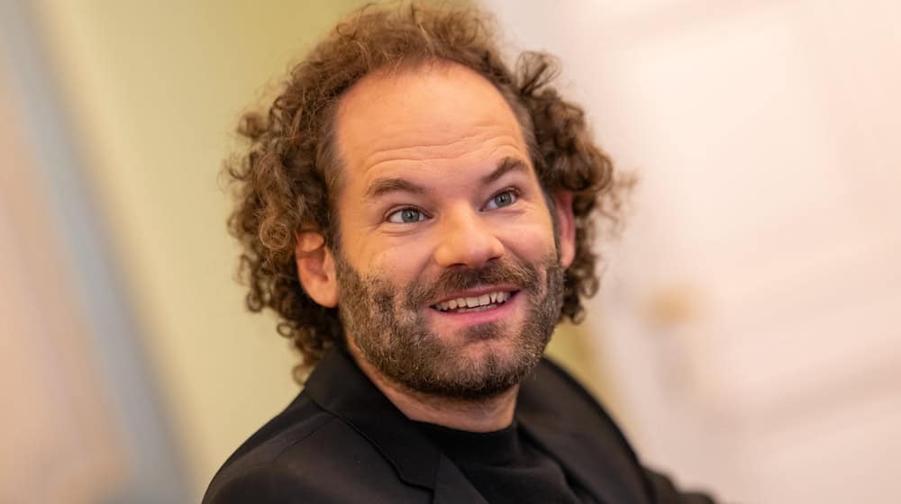 Maxi Schafroth spricht den Pumuckl im Fernsehen und nun auch im Kino. (Archiv) / Foto: Lennart Preiss/dpa Maxi Schafroth spricht den Pumuckl im Fernsehen und nun auch im Kino. (Archiv) / Foto: Lennart Preiss/dpa