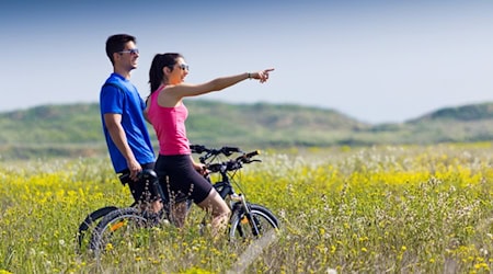 Neue Leichtigkeit auf zwei Rädern – entspannt unterwegs auf Bayerns schönsten Radwegen.
