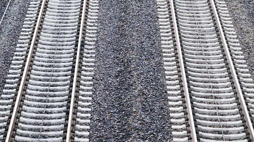 Der Lückenschluss der Werratalbahn würde je nach Trassenvariante zwischen 66 und 150 Millionen Euro kosten. (Archivbild) / Foto: Julian Stratenschulte/dpa Der Lückenschluss der Werratalbahn würde je nach Trassenvariante zwischen 66 und 150 Millionen Euro kosten. (Archivbild) / Foto: Julian Stratenschulte/dpa