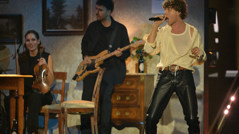 Zartmann singt, gewinnt - und wird politisch. / Foto: Peter Kneffel/dpa