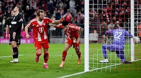 Luis Diaz (m) wird zum Münchner Matchwinner. / Foto: Sven Hoppe/dpa