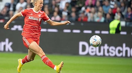 Lea Schüller erzielt einen Doppelpack. (Archivbild) / Foto: Sebastian Gollnow/dpa