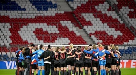 Wie schon im März 2023 wollen die Bayern-Fußballerinnen wieder in der Allianz Arena gegen Arsenal jubeln. (Archivfoto) / Foto: Peter Kneffel/dpa