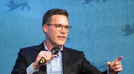 Syrer sollten ihr Heimatland aus Sicht von CDU-Landeschef Manuel Hagel wiederaufbauen.  / Foto: Silas Stein/dpa