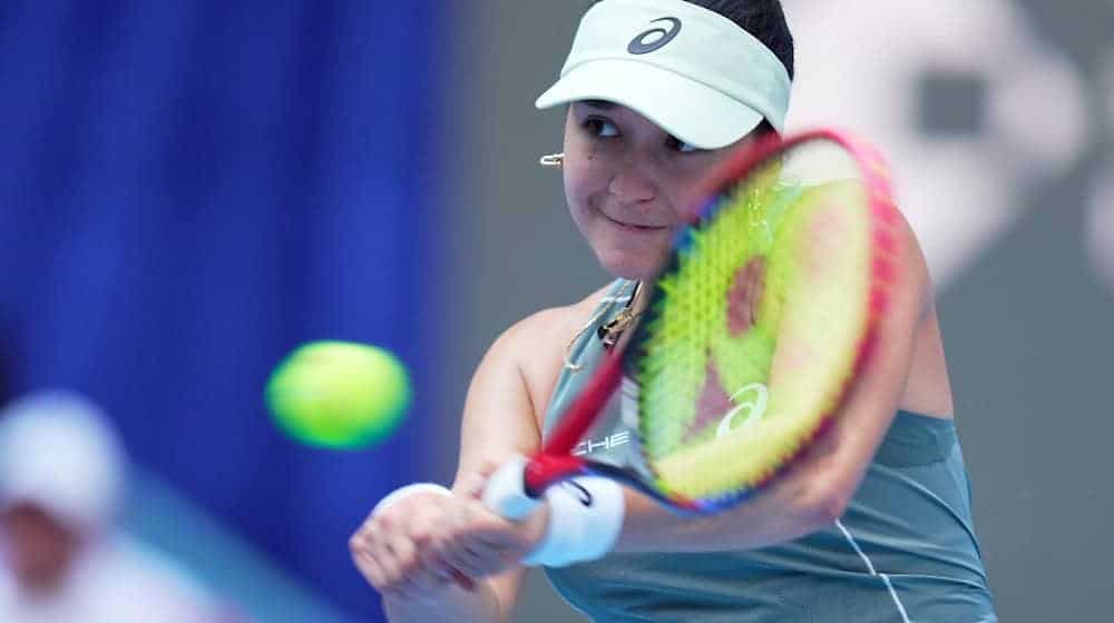 Eva Lys führt das deutsche Tennis-Team in den Playoffs des Billie Jean King Cups an. (Archivfoto) / Foto: Mahesh Kumar A./AP/dpa