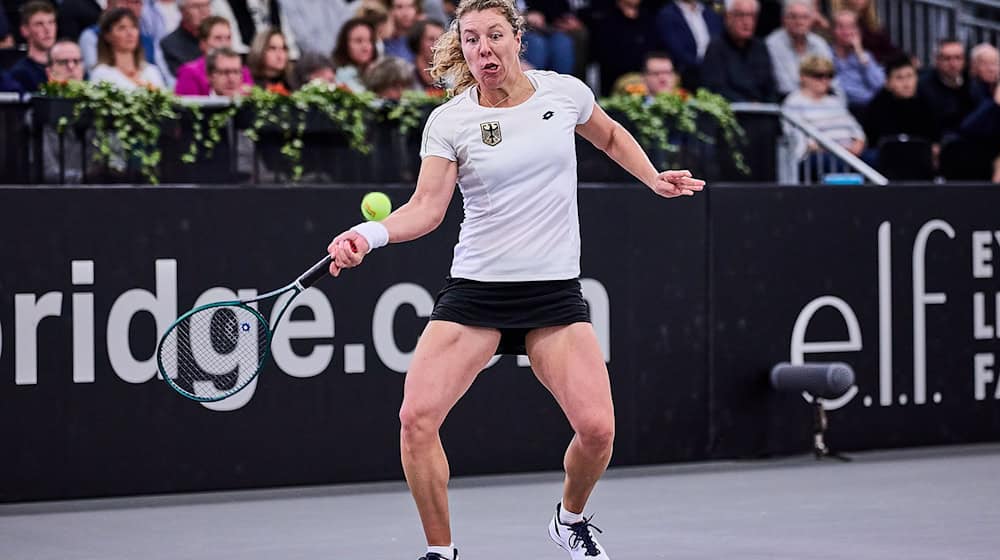 Anna-Lena Friedsam im ersten Einzel gegen Jeline Vandromme aus Belgien. / Foto: Mathias Schulz/dpa