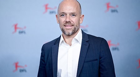 Holger Schwiewagner verkündete für die SpVgg Greuther Fürth ein Minus von 4,7 Millionen Euro. / Foto: Britta Pedersen/dpa