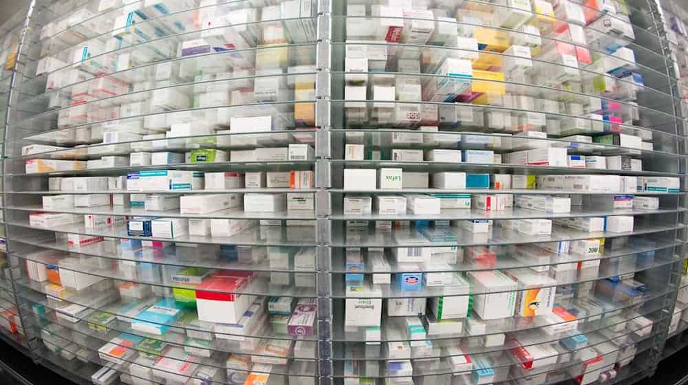 Teure Krebsmittel wollte der Verdächtige mit seinem Betrug erbeuten. (Symbolbild) / Foto: Daniel Reinhardt/dpa