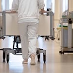 Paradoxerweise fehlten den Krankenhäusern während der Corona-Pandemie die Patienten. Das hat sich wieder geändert. (Symbolbild) / Foto: Marijan Murat/dpa