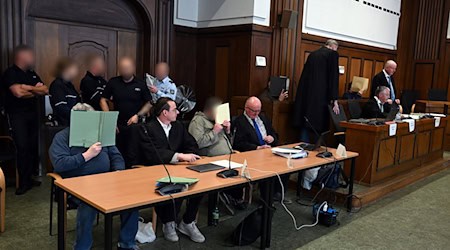 In einem Prozess gegen die Betreiber einer Plattform für Kinderpornografie sind die Urteile gesprochen worden (Archivbild). / Foto: Federico Gambarini/dpa