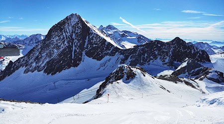 Die Lawine ging abseits der gesicherten Pisten ab. (Archivbild) / Foto: Sachelle Babbar/ZUMA Press Wire/dpa